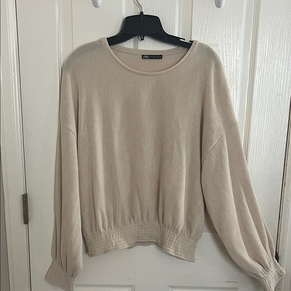Zara Light Beige Scoop-Neck Balloon Sleeve Sweater